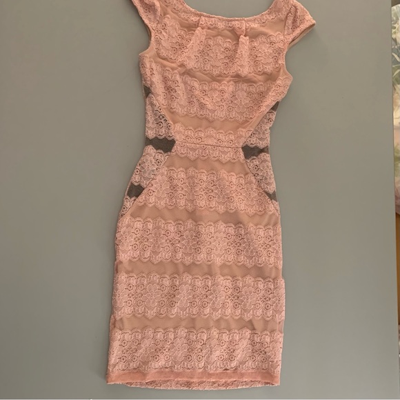 🔥5/$20🔥 “Bloom” Dusty Pink Stretch Lace Mini Dress.size XS - Picture 8 of 11